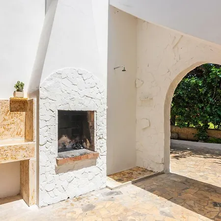 Daleca Villa